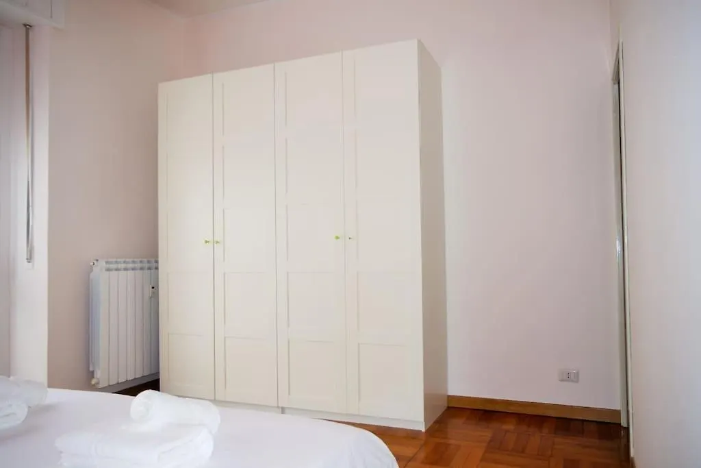 Splendido Appartamento A Pagano Milan Apartment